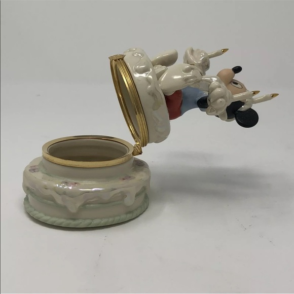 Lenox Mickey's Birthday Surprise Treasure Box - Picture 6 of 9